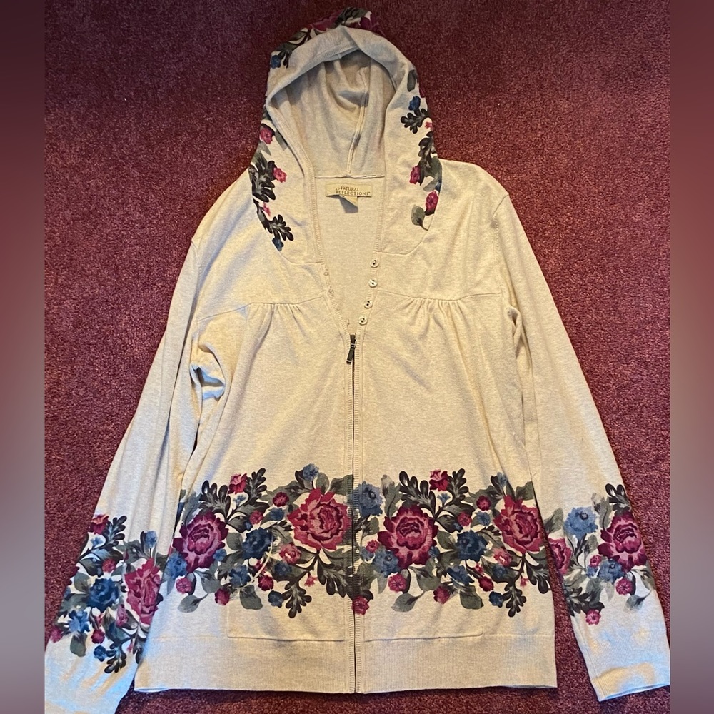 Women’s Hooded Sweater